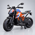 Moto électrique enfant KTM 1290 Super Duke – vue avant trois-quarts