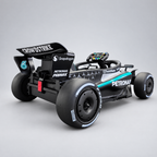 F1 Mercedes-AMG enfant – vue 3/4 arrière