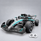F1 Mercedes-AMG enfant avec sa télécommande parentale 2,4 GHz